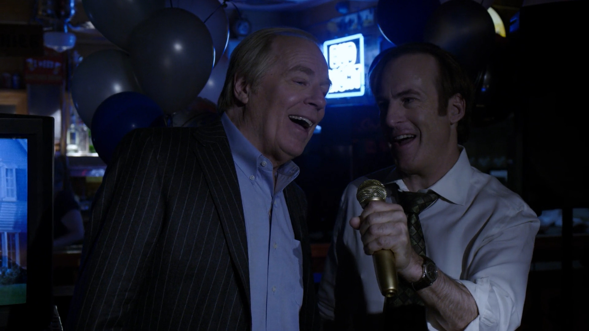 Saul and Chuck do karaoke